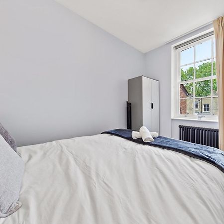 Stylish 2 Bedroom Apartment In Westminster Sleeps 5 With Ac Londýn Exteriér fotografie